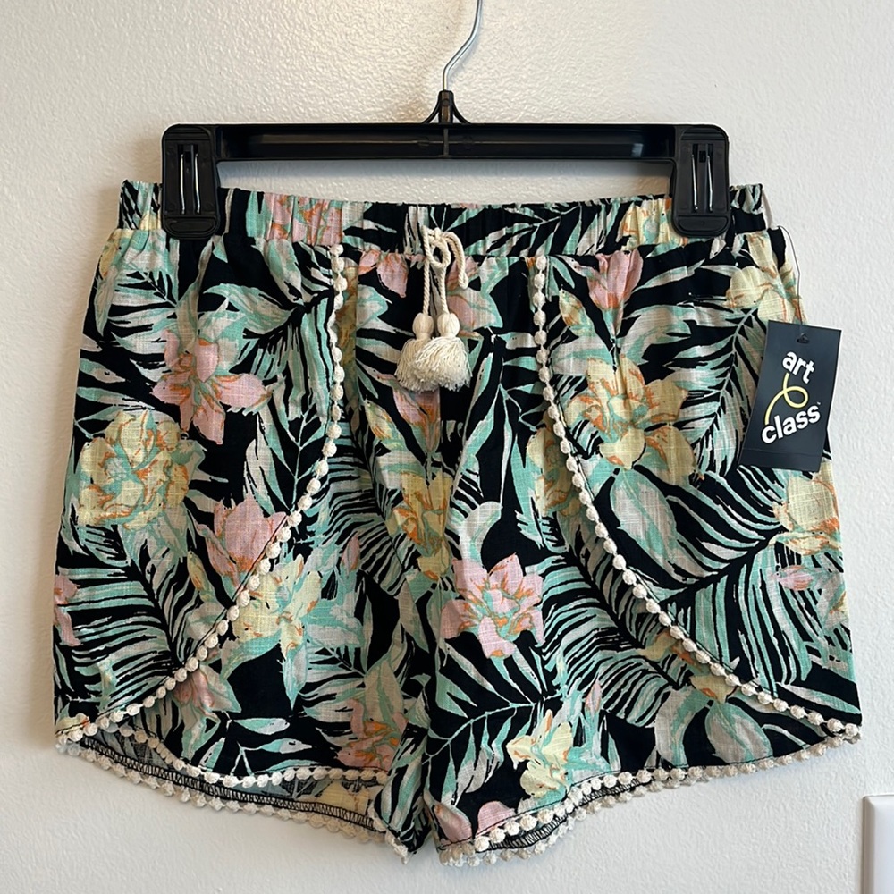 NWT! Art class shorts